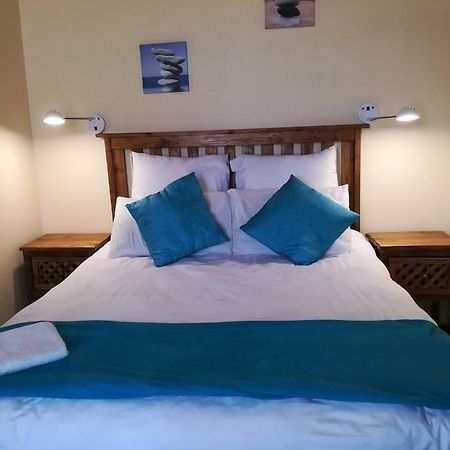 White House Lodge On Main Beaufort West Extérieur photo