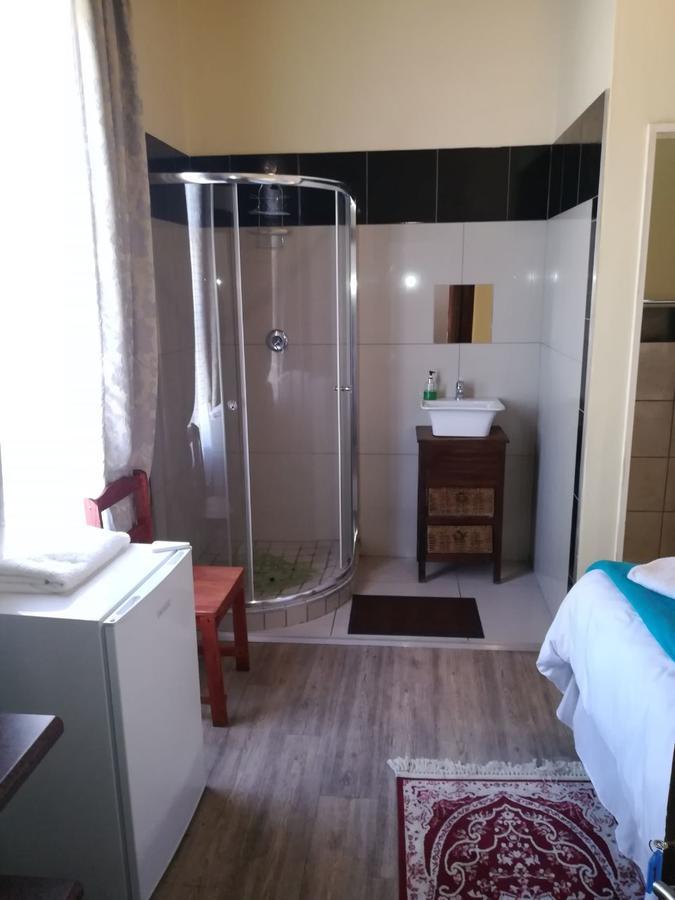 White House Lodge On Main Beaufort West Extérieur photo