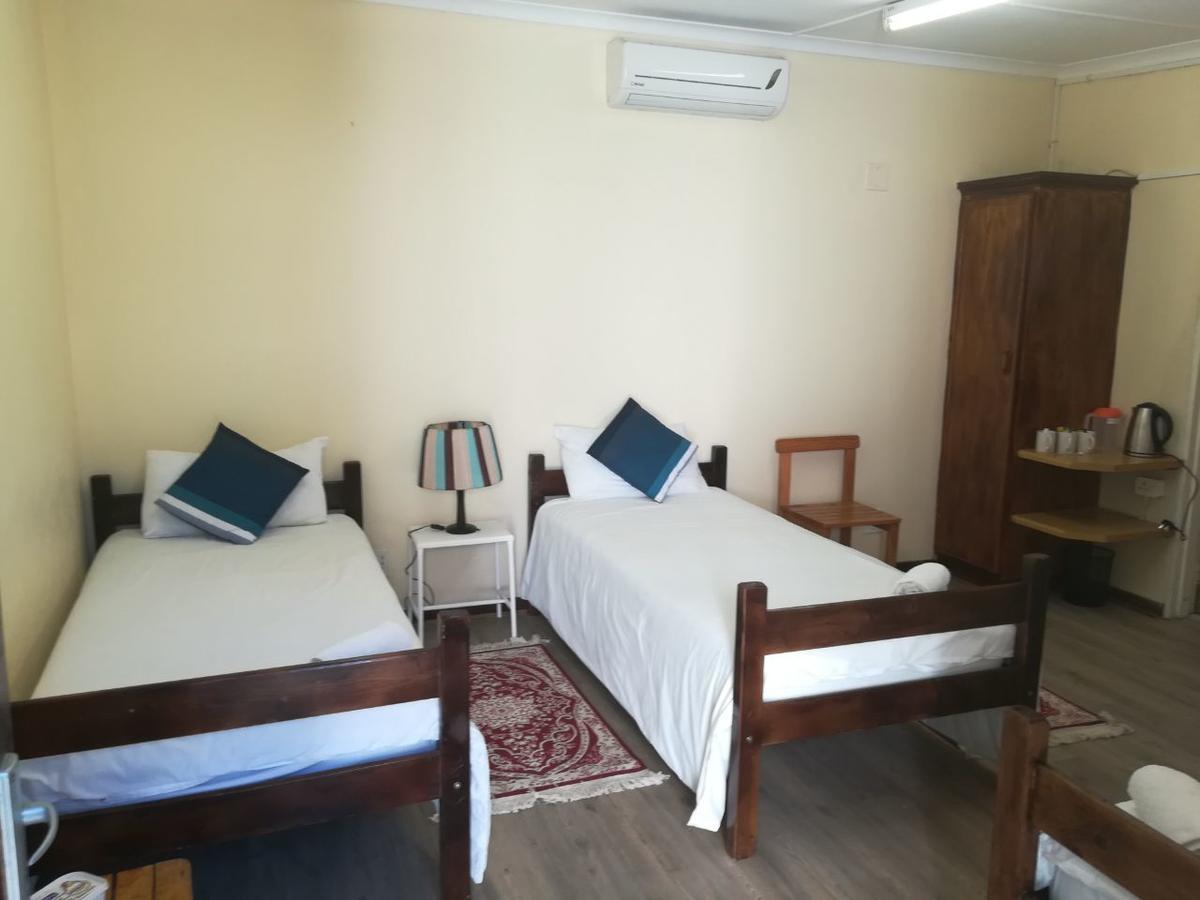 White House Lodge On Main Beaufort West Extérieur photo