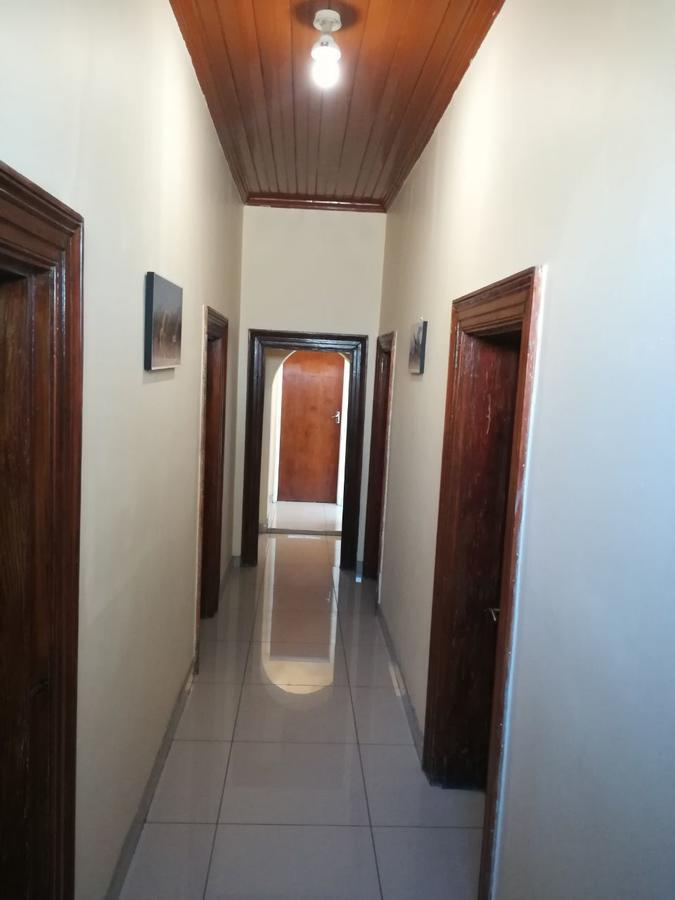White House Lodge On Main Beaufort West Extérieur photo